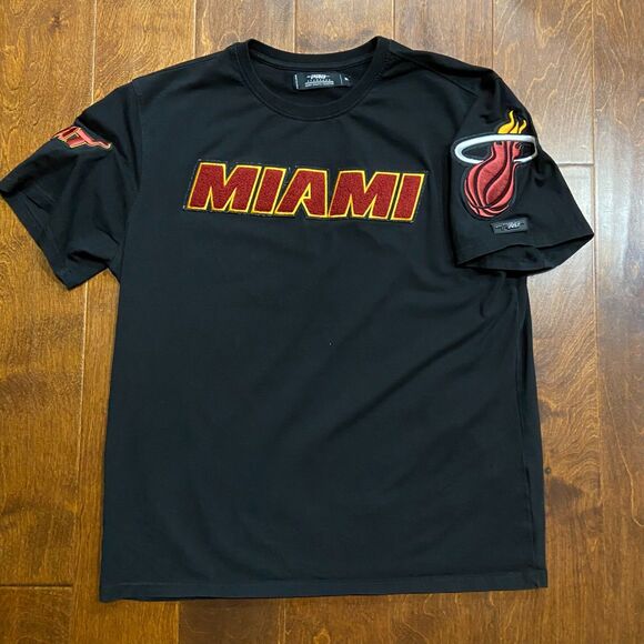Pro Standard NBA Miami Heat Chenille Logo Embroidered Tee Black Men's Size XL - Picture 5 of 9